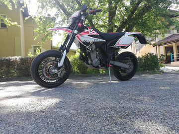 Beta RR Motard 525