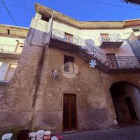 3 LOCALI A GRONE