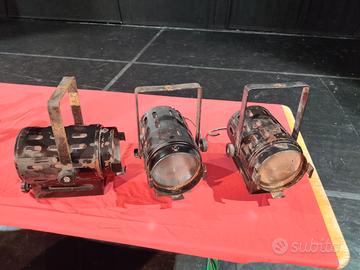 Fari PC vintage da teatro