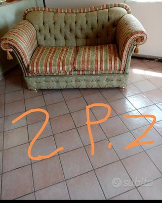 2 divani 2 posti 