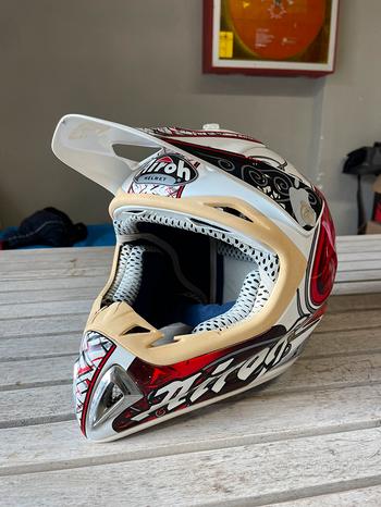 Caschi motocross enduro supermotard Airoh Scorpion