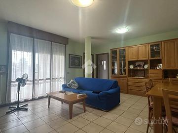 3 LOCALI A CAMPEGINE