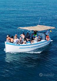 Barca per escursioni