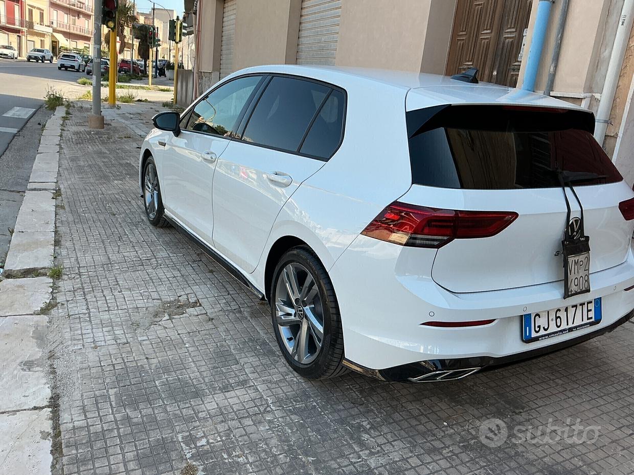 VOLKSWAGEN Golf 8ª serie