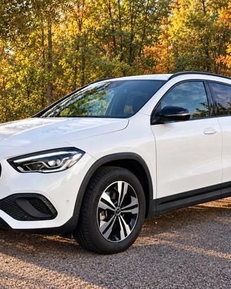 Mercedes-benz GLA 200 Mercedes Automatic Sport 163