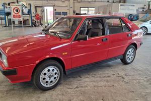 Lancia Delta 5 Porte Delta 1.6 Turbo HF RST