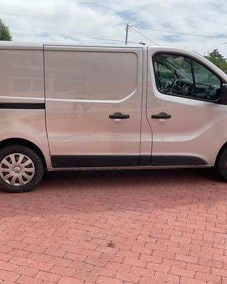Opel Vivaro 1.6 cdti biturbo 120cv