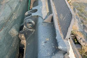 B30 Benna per pala gommata