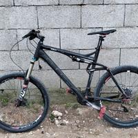 bici cube 130 ams