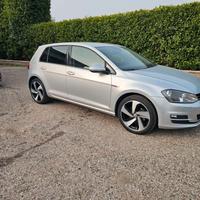 Volkswagen Golf 1.6 TDI 110 CV 5p. Executive BlueM