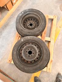 Cerchi ferro e gomme invernali pirelli 165 55 r13