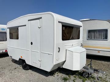 Caravan Franza Derby 350 Monoscocca in Vetroresina