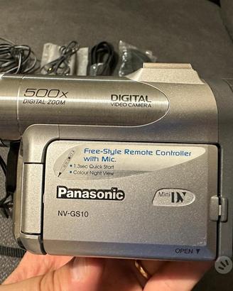 Videocamera Panasonic NV-GS10. 20
