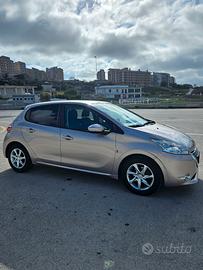 Peugeot 208 - 82 CV ANCHE PER NEOPATENTATI