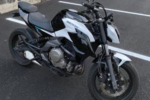 CFMOTO 650 Nk