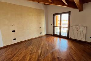 Attico ristrutturato a Romano di Lombardia (BG)