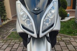 scooter Kymco downtown 300i
