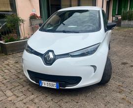 Renault Zoe 90, ricarica portatile, cerchi lega