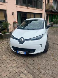 Renault Zoe 90, ricarica portatile, cerchi lega