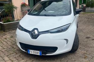 Renault Zoe 90, ricarica portatile, cerchi lega