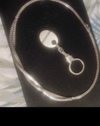 collana e portachiavi argento 