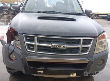 Isuzu rodeo d-max 2.5 td anno 2011 4Jk1-TC per ric