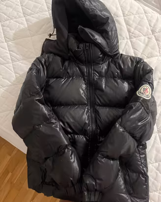 Piumino corto Moncler