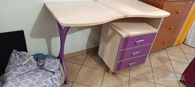 Scrivania e cassettiera moretti