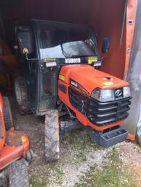 trattore agricolo kubota cabina