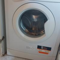 Lavatrice Indesit 4 kg