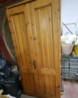 Porta Interna a Doppia Anta in Legno Massello