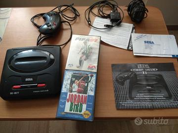 SEGA Mega Drive 2 II Console + Giochi