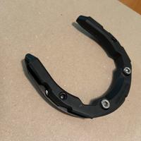Attacco magnetico per borsa serbatoio SW - motech