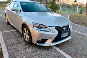 Lexus IS300 H . 2013