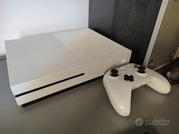 XBOX One S 1 TB + Controller + Cavi 