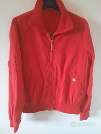 Giubbino rosso ragazzo