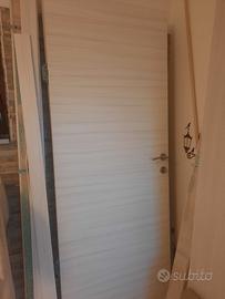 Porte con cerniera a scomparsa