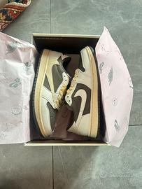 Nike travis scott