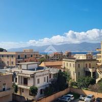 5 LOCALI A REGGIO DI CALABRIA
