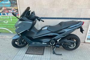 T-Max 560