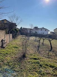 TERRENO EDIFICABILE DI 1080MQ IN VIA DELLA STAZION