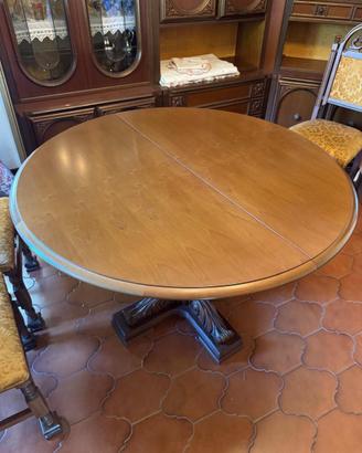 Tavolo da pranzo allungabile con 6 sedie in legno