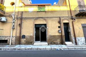 2 LOCALI A SANTA FLAVIA