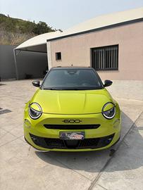 Fiat 600 Hybrid 110 CV DCT MHEV Sport Edizione Mil