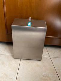 Dispenser asciugamani di carta