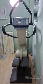 attrezzo stepper Tecnogym