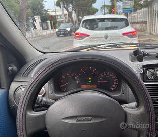 FIAT PUNTO 2ª SERIE PUNTO 1.2I CAT 5 PORTE FEEL