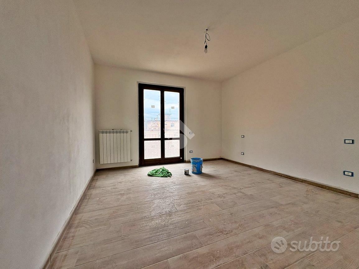 3 LOCALI A GUALDO TADINO - Vista 6