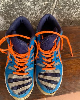 Scarpe pallavolo asics. Nm. 38