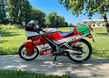 Honda ns 125 r2 cournon